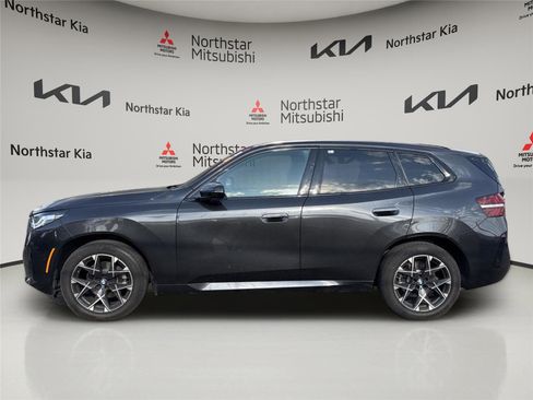 Used 2025 BMW X3 xDrive30i image 2