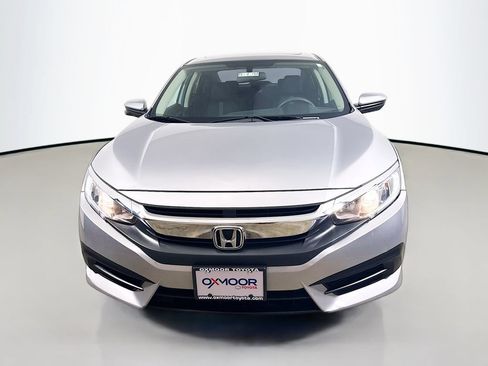 Used 2017 Honda Civic EX image 2