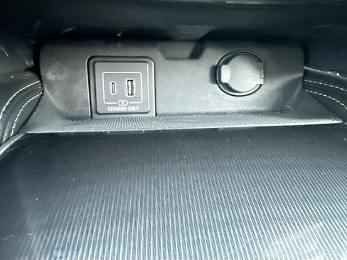 Used 2019 INFINITI QX60 Luxe w/ Essential Package FWD image 32
