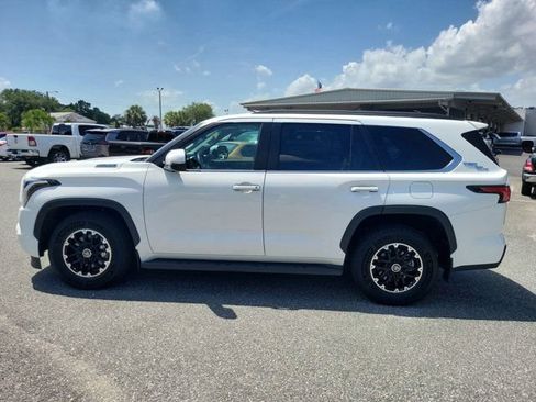 Certified 2024 Toyota Sequoia SR5 w/ SR5 Premium Package AWD/4WD image 13