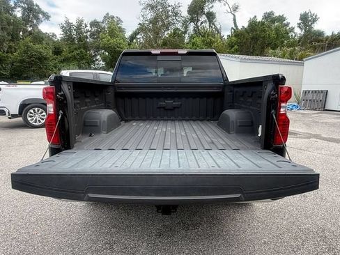 Used 2024 Chevrolet Silverado 1500 LT w/ Leather Package RWD image 12
