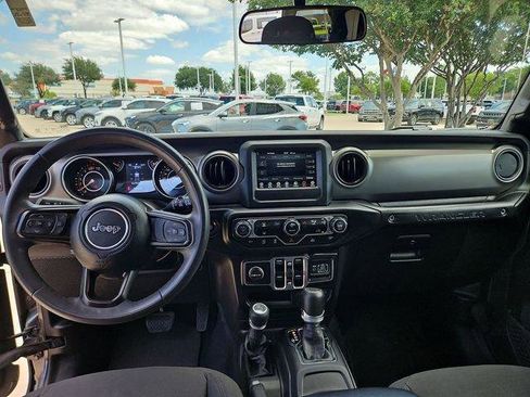 Used 2023 Jeep Wrangler Unlimited Sport AWD/4WD image 19