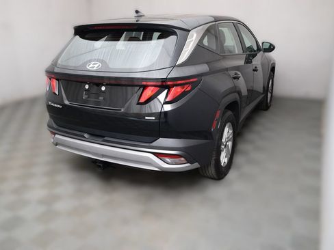 Used 2025 Hyundai Tucson SE AWD/4WD image 5