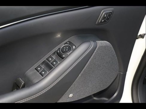 New 2025 Ford Mustang Mach-E Premium image 19