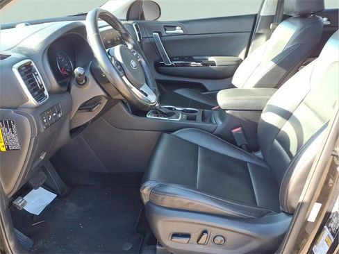 Used 2022 Kia Sportage EX image 20