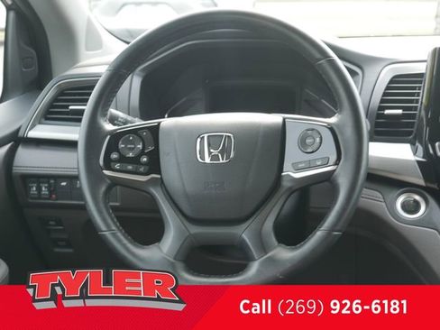 Used 2018 Honda Odyssey EX-L image 46