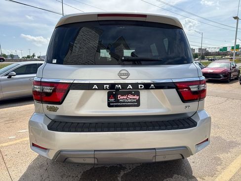 Used 2023 Nissan Armada SL RWD image 5