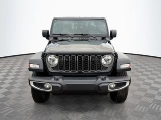 New 2026 Jeep Gladiator Sport video 2