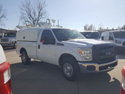 Used 2015 Ford F250 XL w/ Power Equipment Group image 5