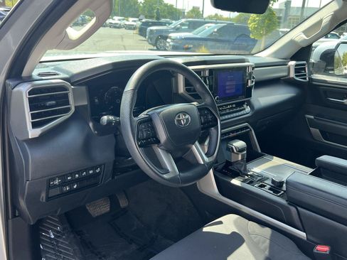 Used 2023 Toyota Sequoia SR5 AWD/4WD image 30