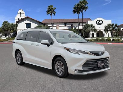 Used 2023 Toyota Sienna XLE