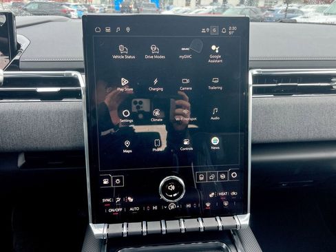 New 2026 GMC Sierra EV Elevation image 33