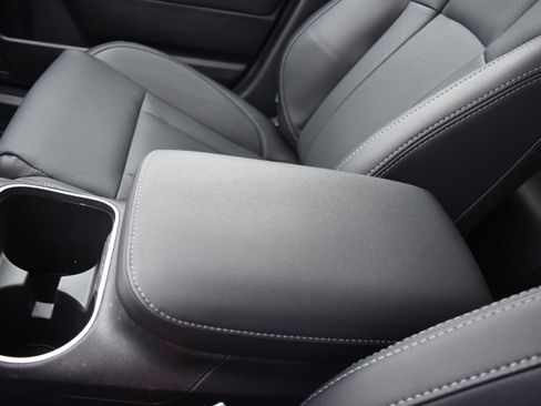 Used 2023 Subaru Outback Limited image 21