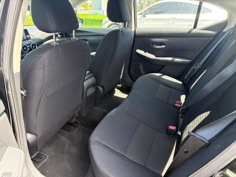 Used 2023 Nissan Sentra S FWD image 9