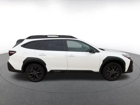 Used 2024 Subaru Outback Onyx Edition AWD/4WD image 15