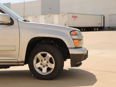 Used 2012 Chevrolet Colorado LT RWD image 34