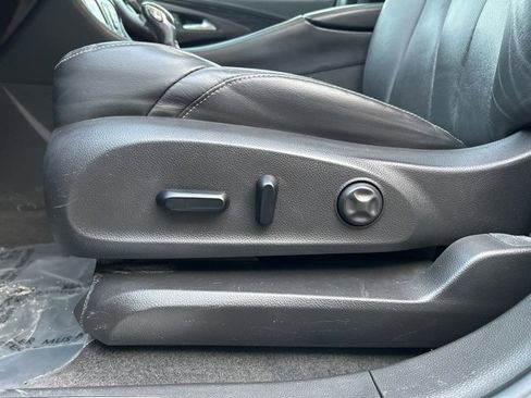 Used 2017 Buick Envision Essence image 14