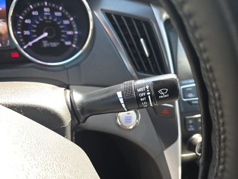 Used 2013 Hyundai Sonata Limited image 13