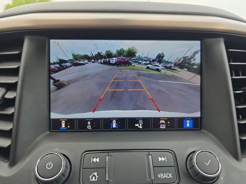 Used 2022 GMC Acadia Denali w/ Denali Ultimate Package FWD image 25