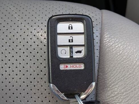 Used 2020 Honda Pilot Elite image 33