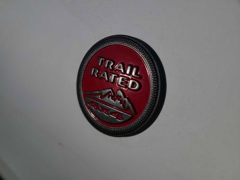 New 2024 Jeep Compass Trailhawk w/ Sun and Sound Group image 17