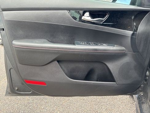 Used 2020 Kia Forte GT image 11