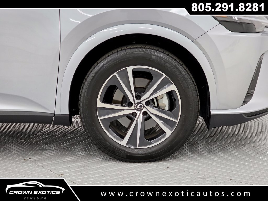 Used 2024 Lexus RX 350 FWD w/ Technology Package image 9