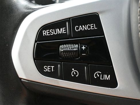 Used 2022 BMW X5 sDrive40i w/ M Sport Package image 7