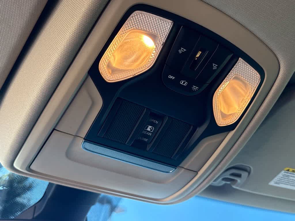 Used 2019 RAM 1500 Big Horn AWD/4WD image 17