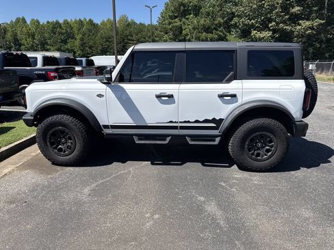 Used 2024 Ford Bronco Wildtrak AWD/4WD image 7