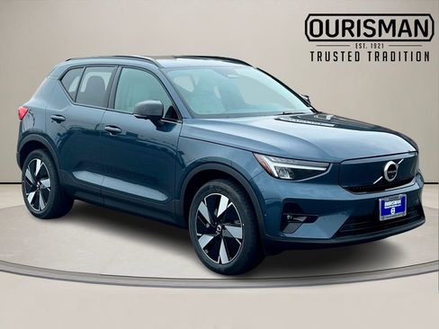 New 2026 Volvo EX40 Plus w/ Protection Package Premier image 1