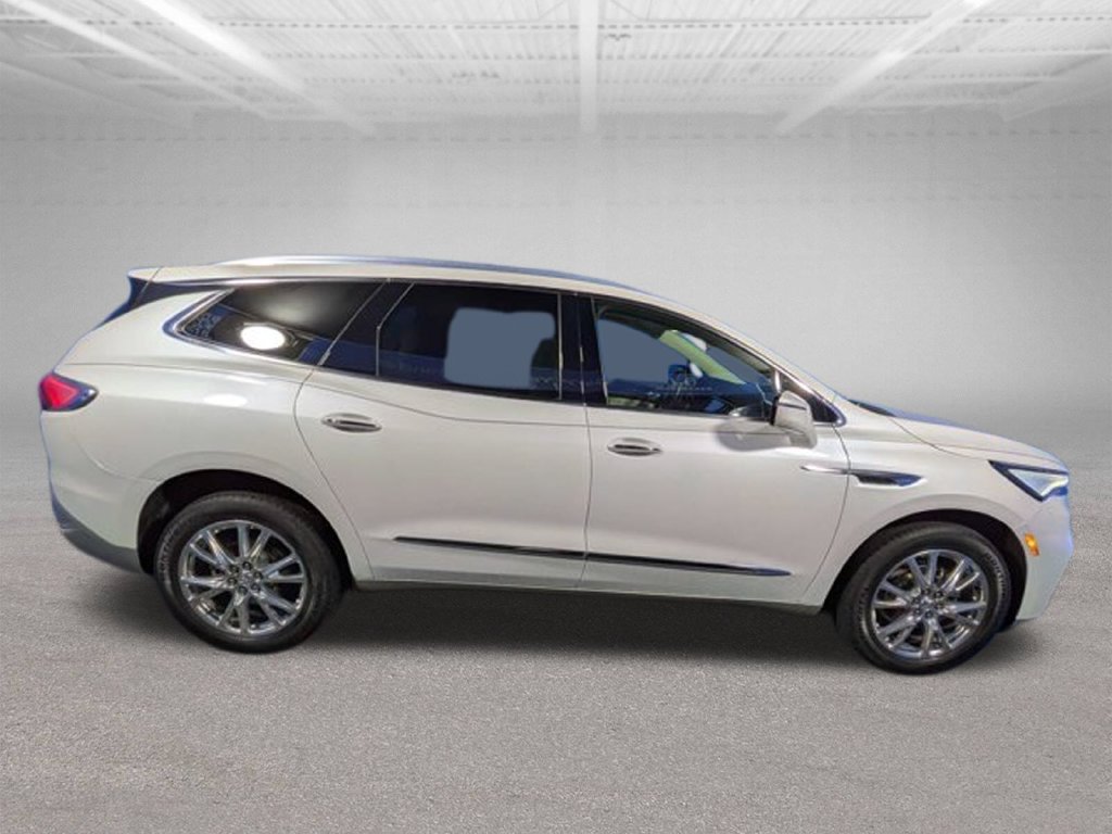 Used 2023 Buick Enclave Essence w/ Experience Buick Package FWD image 4