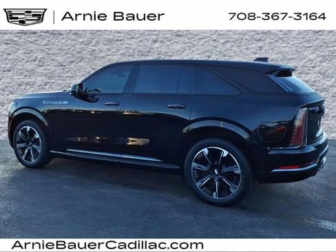 Used 2025 Cadillac Escalade IQ Sport 2 image 8