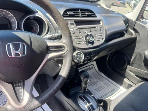 Used 2010 Honda Fit image 17