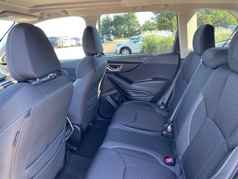 Used 2022 Subaru Forester Premium AWD/4WD image 17