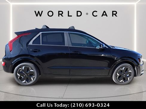 Used 2024 Kia Niro Wind image 8
