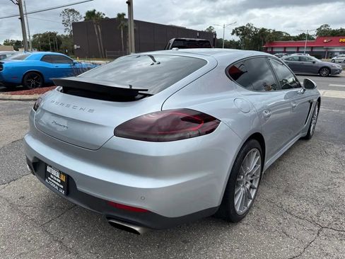 Used 2015 Porsche Panamera w/ Premium Package image 4