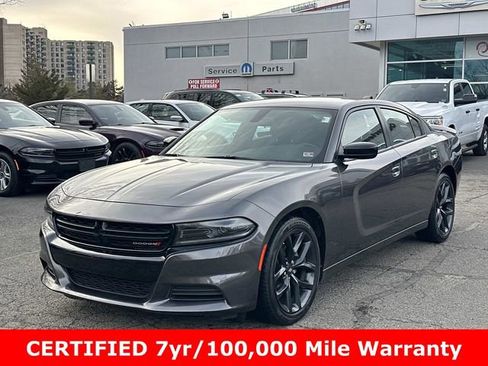 Certified 2022 Dodge Charger SXT w/ Blacktop Package image 5