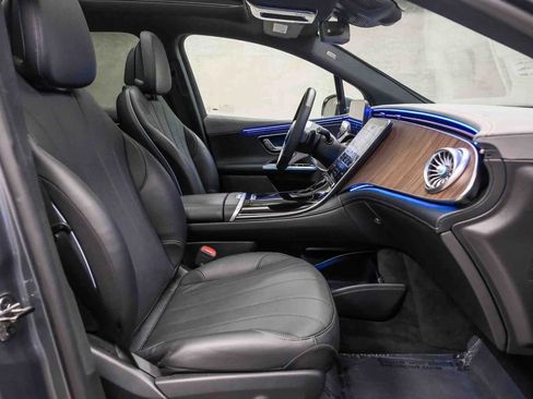 Certified 2023 Mercedes-Benz EQE 500 4MATIC SUV image 15