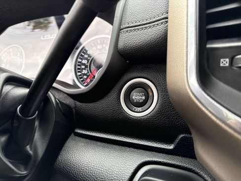 Used 2024 RAM 2500 Laramie image 17