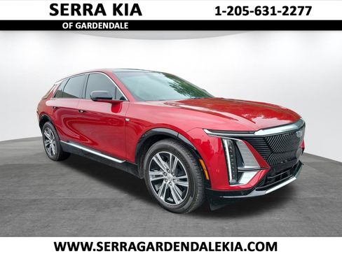Used 2024 Cadillac Lyriq Luxury RWD image 1