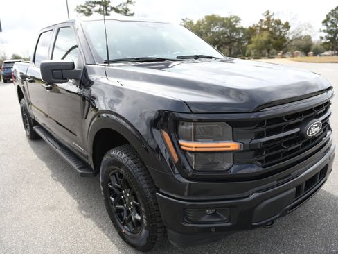 Used 2024 Ford F150 XLT w/ Equipment Group 302A MID image 6