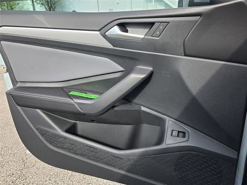 New 2026 Volkswagen Jetta SE image 14