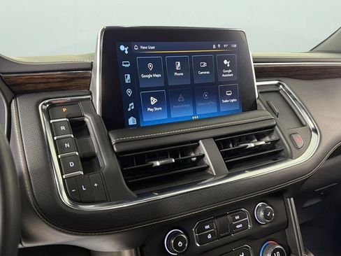 Used 2023 Chevrolet Suburban Premier RWD image 23
