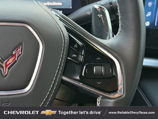 Used 2025 Chevrolet Corvette Stingray Coupe w/ 1LT RWD image 15