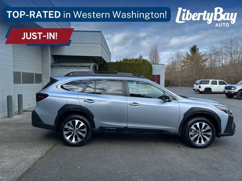Used 2025 Subaru Outback Limited AWD/4WD image 4