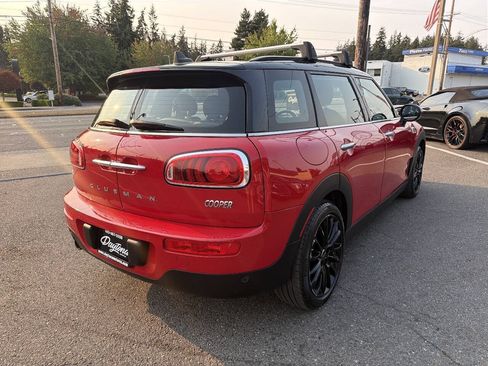 Used 2019 MINI Cooper Clubman ALL4 w/ Premium Package AWD/4WD image 8