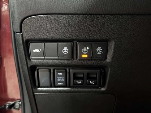 Used 2021 INFINITI QX80 Sensory w/ All-Season Package AWD/4WD image 22