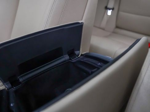 Used 2015 BMW 528i xDrive Sedan image 32