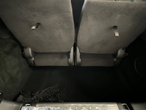 Used 2019 Lincoln MKT AWD image 15